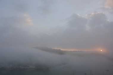 09 October 2021 - 07-48-19

------------
Sunrise over Kingswear through mist